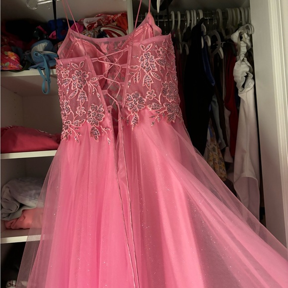 ALYCE Paris prom dress. Size 0 before alterations. 5’2 120 pounds. - Picture 3 of 5